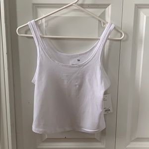 SO WHITE LAYERING CROPED TANK TOP